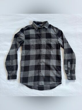Grey and black flannel button up shirt